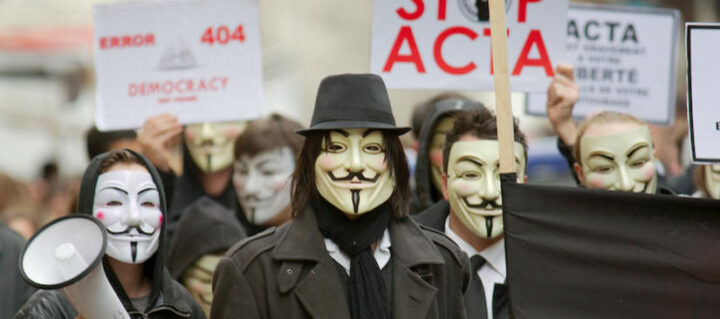 ACTA2 przyjęte. Pod pozorem obrony praw autorskich nakłada się knebel na internet